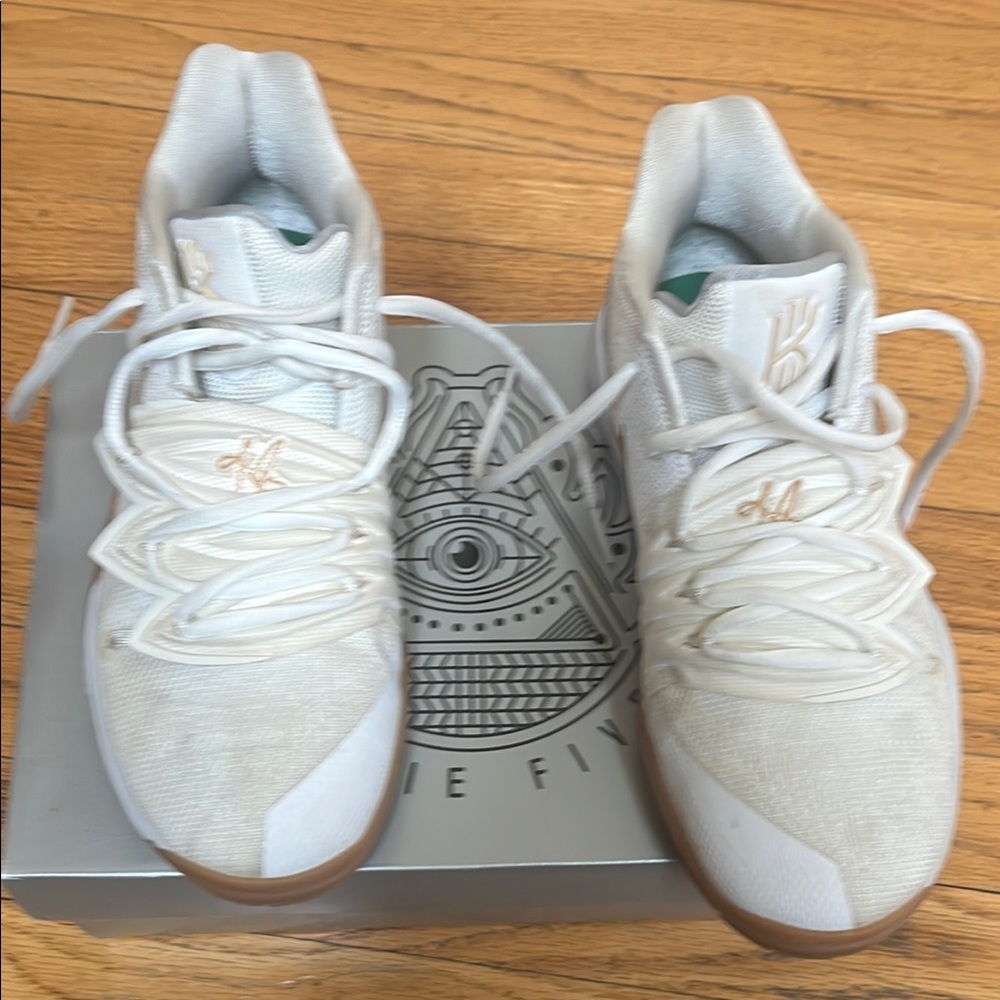 Nike Kyrie White Sneakers